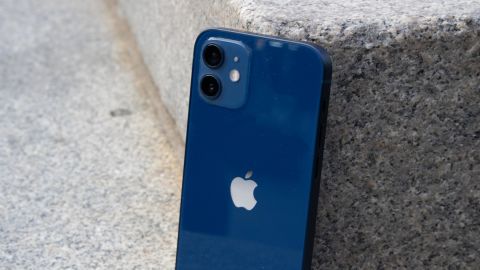 8-underscored iphone 12 review