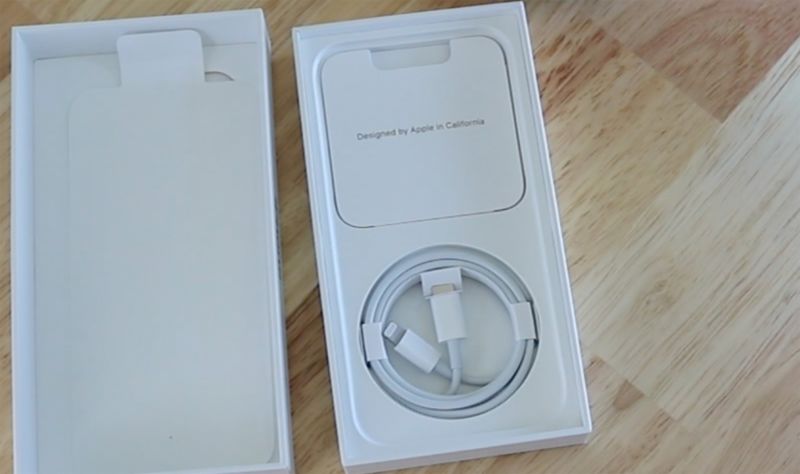 what comes in the box of an iphone 12