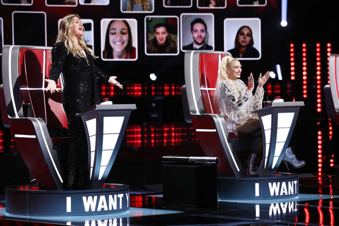 (From left) Kelly Clarkson and Gwen Stefani, joined by a virtual audience, cheered during the so-called "blind auditions" of "The Voice."