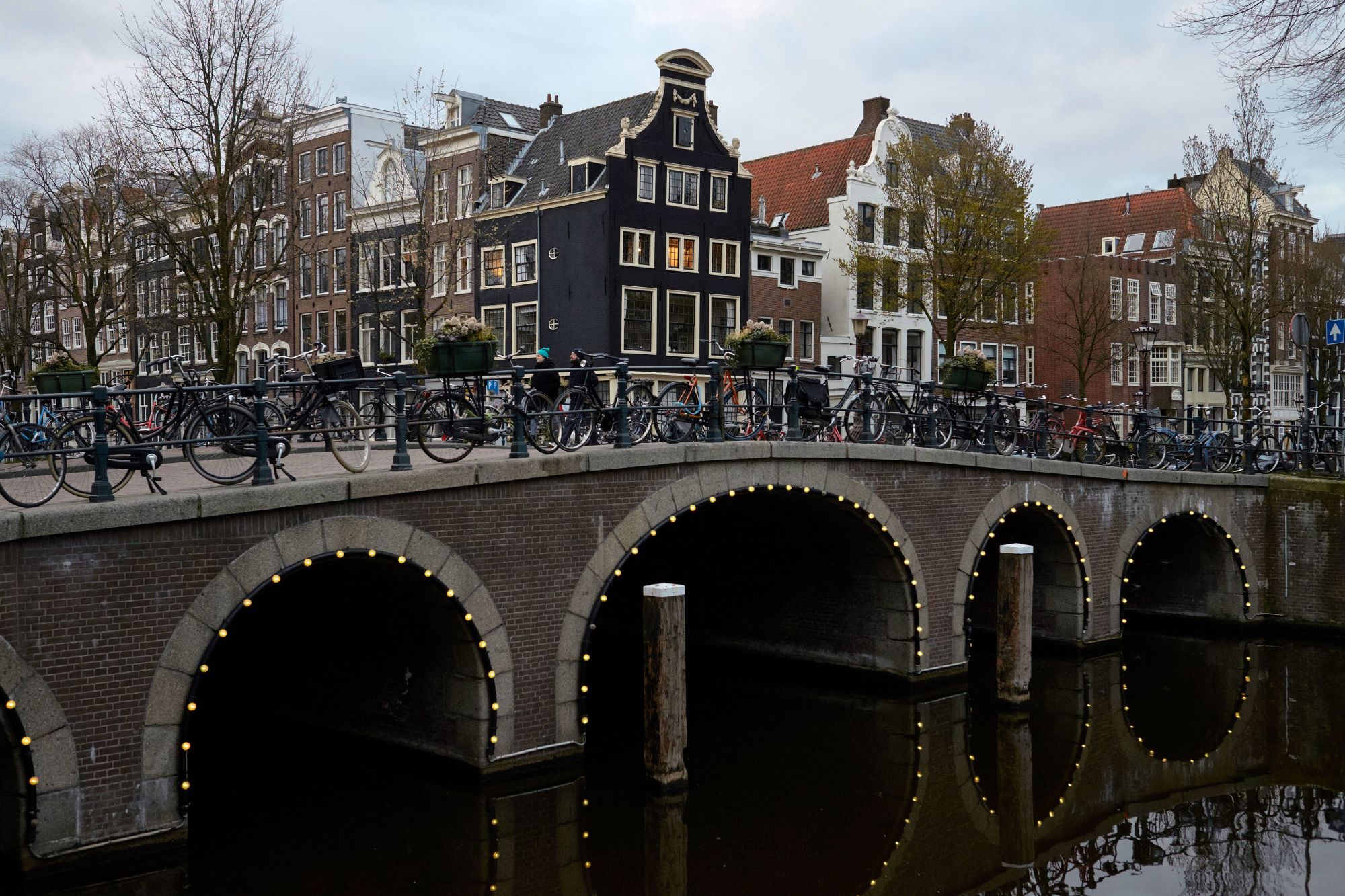 RESTRICTED bridge amsterdam netherlands 0401