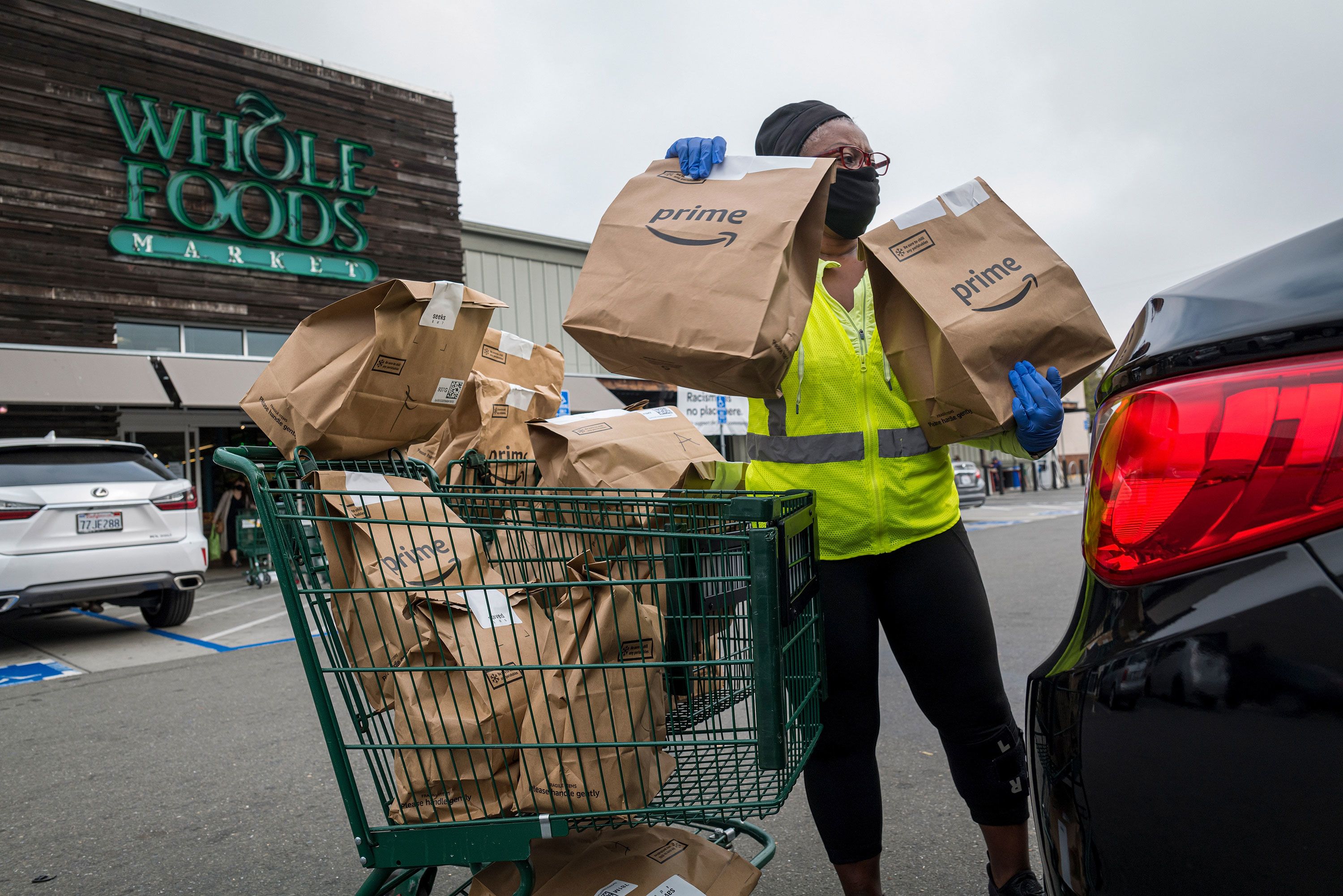 Whole Foods Market launches free grocery pickup at all stores