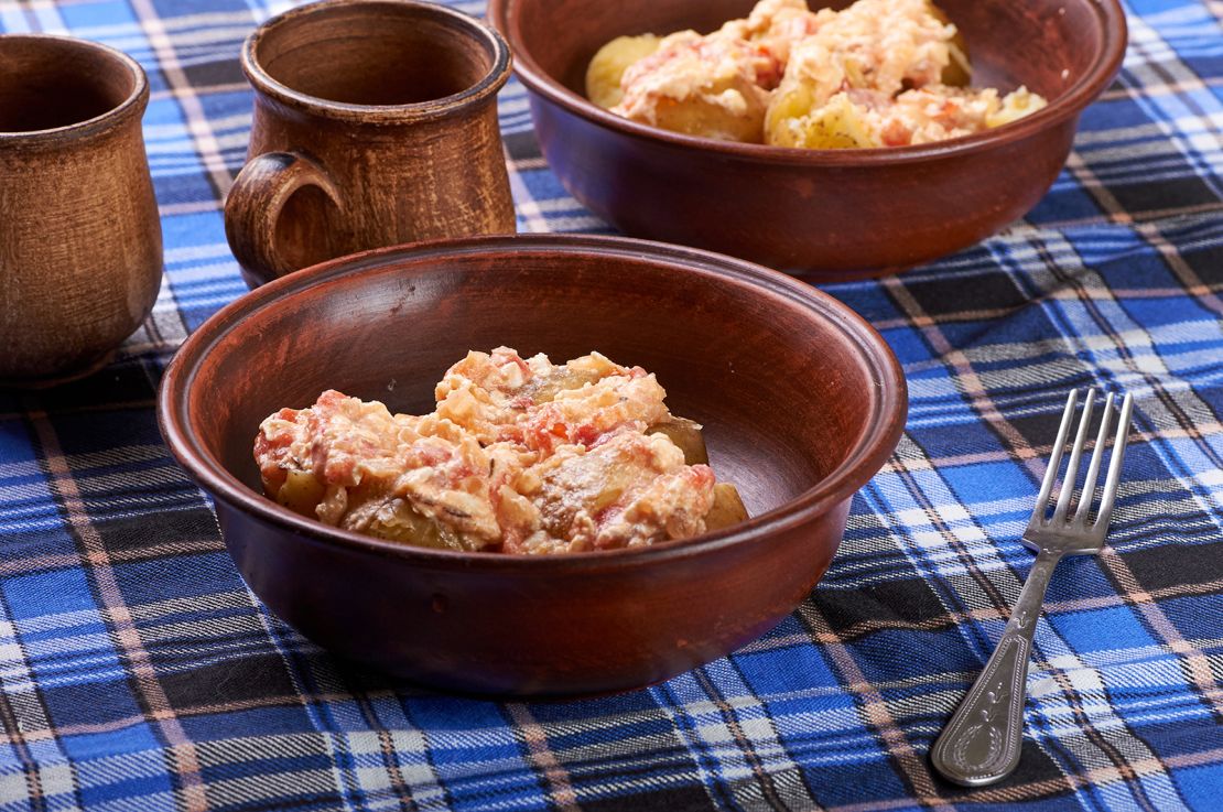 Cheesy potatoes, Colombia-style.