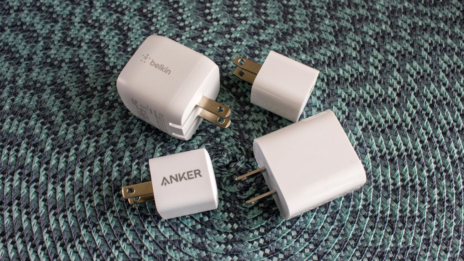 Best iPhone 12 chargers