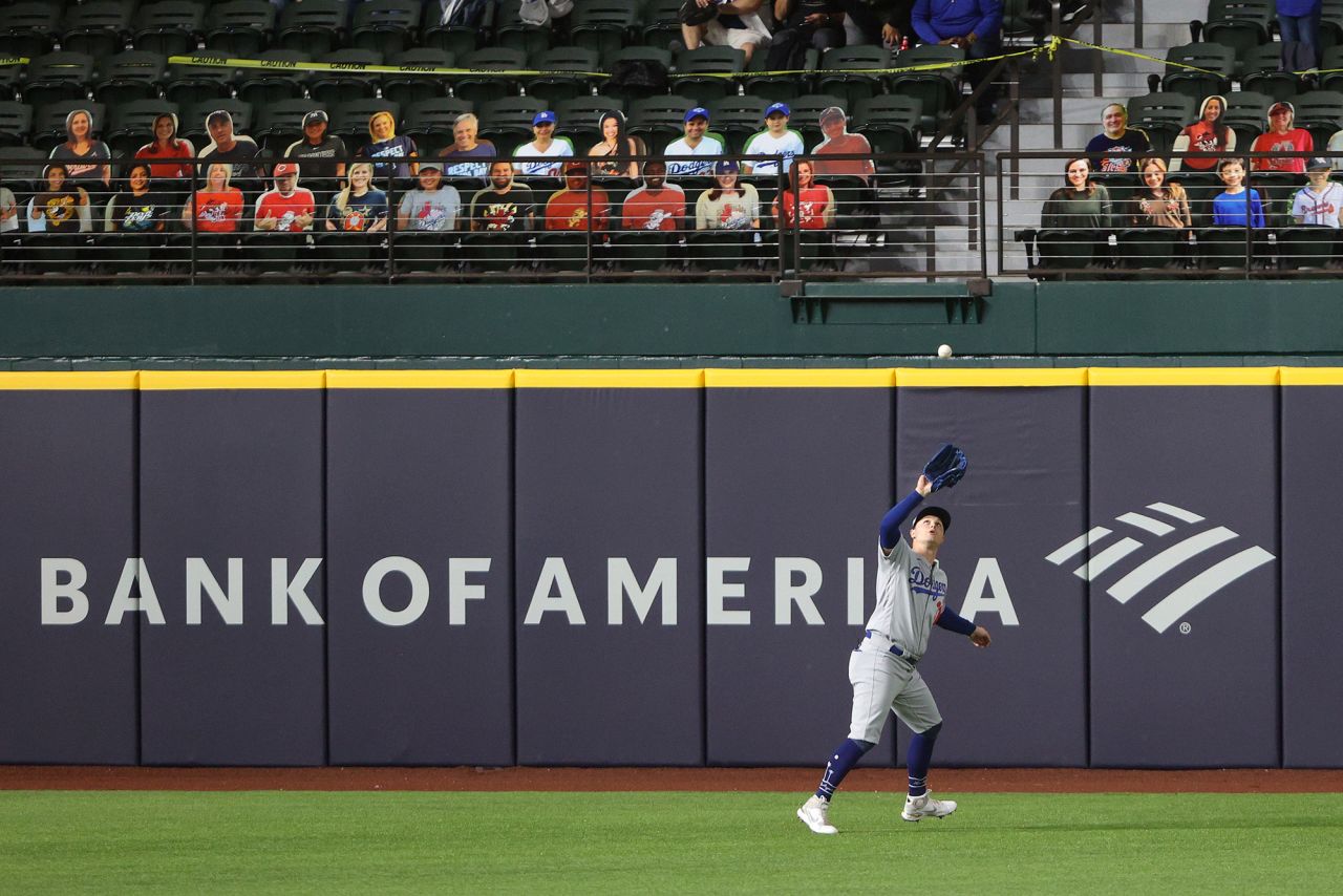 Joc Pederson catches a fly ball in the second inning of Game 3.