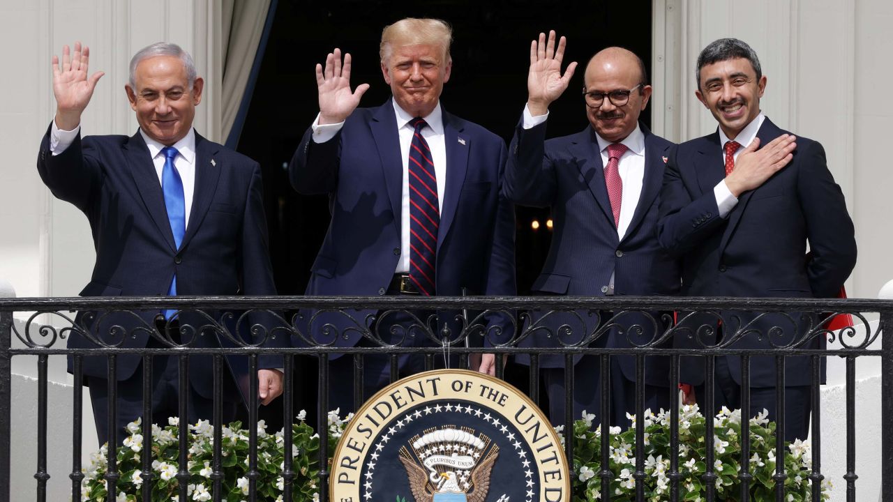 Prime Minister of Israel Benjamin Netanyahu, US President Donald Trump, Foreign Affairs Minister of Bahrain Abdullatif bin Rashid Al Zayani, and Foreign Affairs Minister of the United Arab Emirates Abdullah bin Zayed bin Sultan Al Nahyan wave from the White House after the signing ceremony of the Abraham Accords on September 15, 2020 in Washington, DC. 
