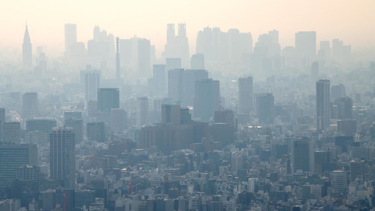 Smog in Tokyo, Japan's capital. 