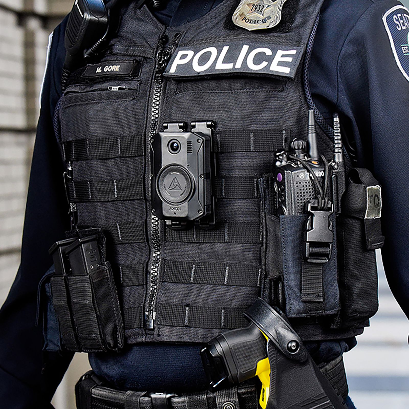Officer's Guide to Police Body Cameras, Tactical Experts