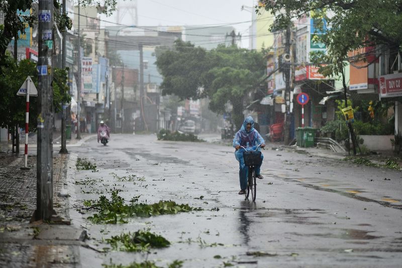 Vietnam: Typhoon Molave Leaves At Least 25 Dead And Scores Missing | CNN