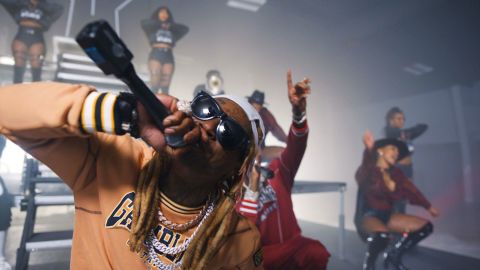 Rapper Lil Wayne performs with 2 Chainz at the 2020 BET Hip Hop Awards.