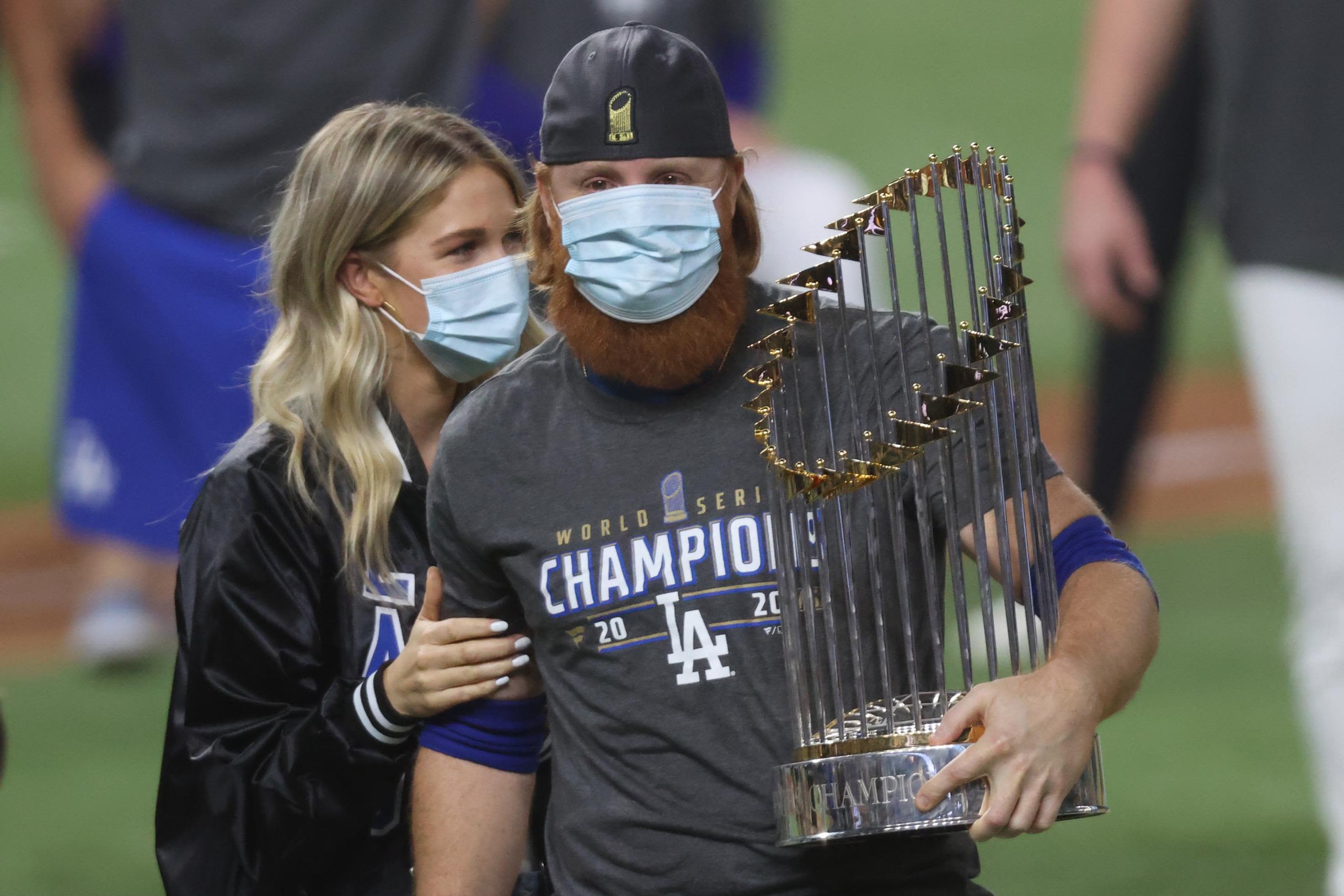 Justin Turner: Third baseman leaves G6 as LA Dodgers win 2020