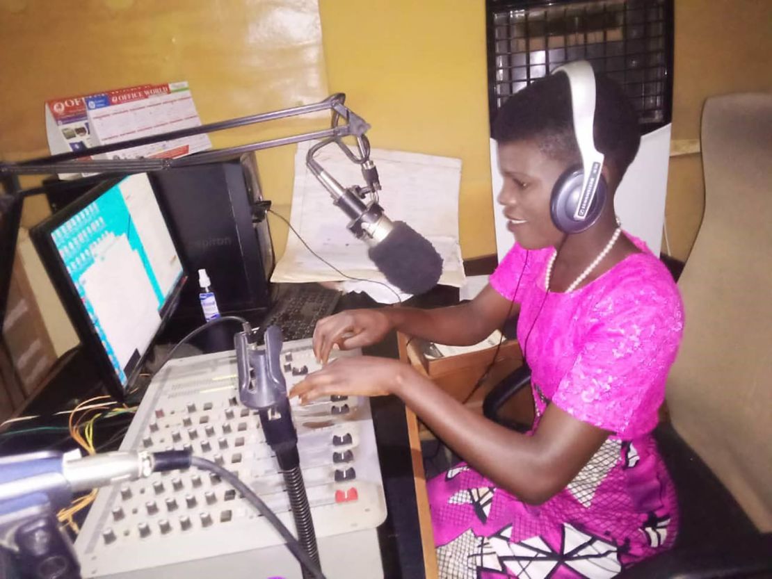 Nina, a member of Camfed (Campaign for Female Education), goes on the radio in Malawi to discuss the risks of child marriage in relation to Covid-19 and school closures. 