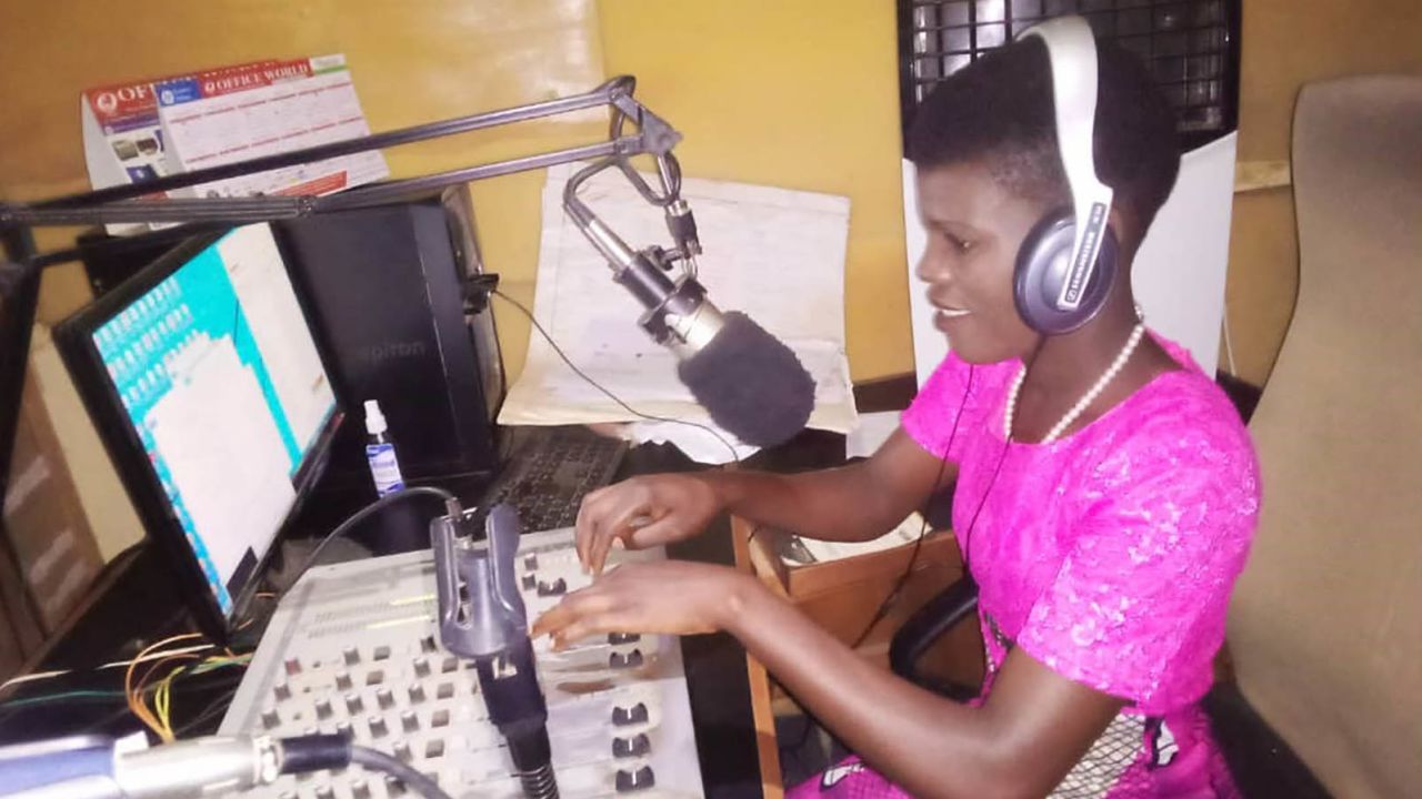 Nina, a member of Camfed (Campaign for Female Education), goes on the radio in Malawi to discuss the risks of child marriage in relation to Covid-19 and school closures.