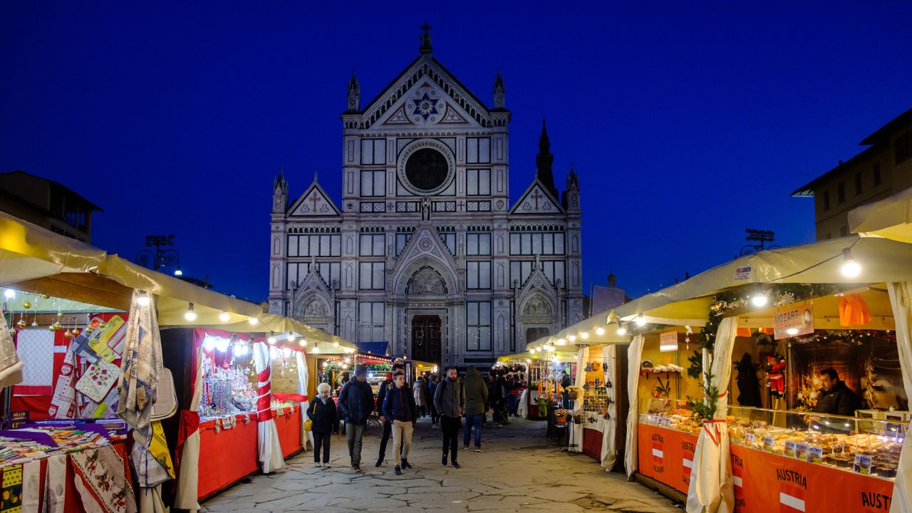 <strong>Piazza Santa Croce, Florence:</strong> The best thing about this fabulous market transported from Germany to Italy is undoubtedly the beautiful backdrop supplied by Santa Croce's Franciscan Basilica.