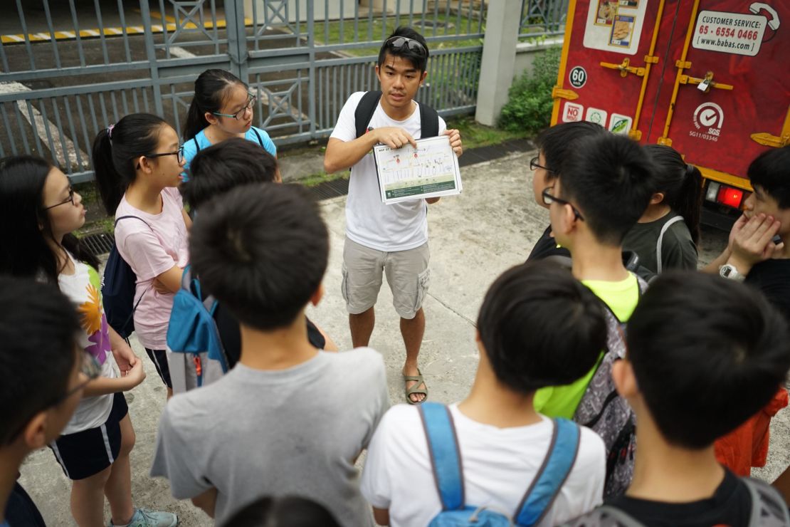 Yinzhou's tour explores the social, political and economic factors that have shaped, and continue to influence, the communities within Geylang's boundaries.