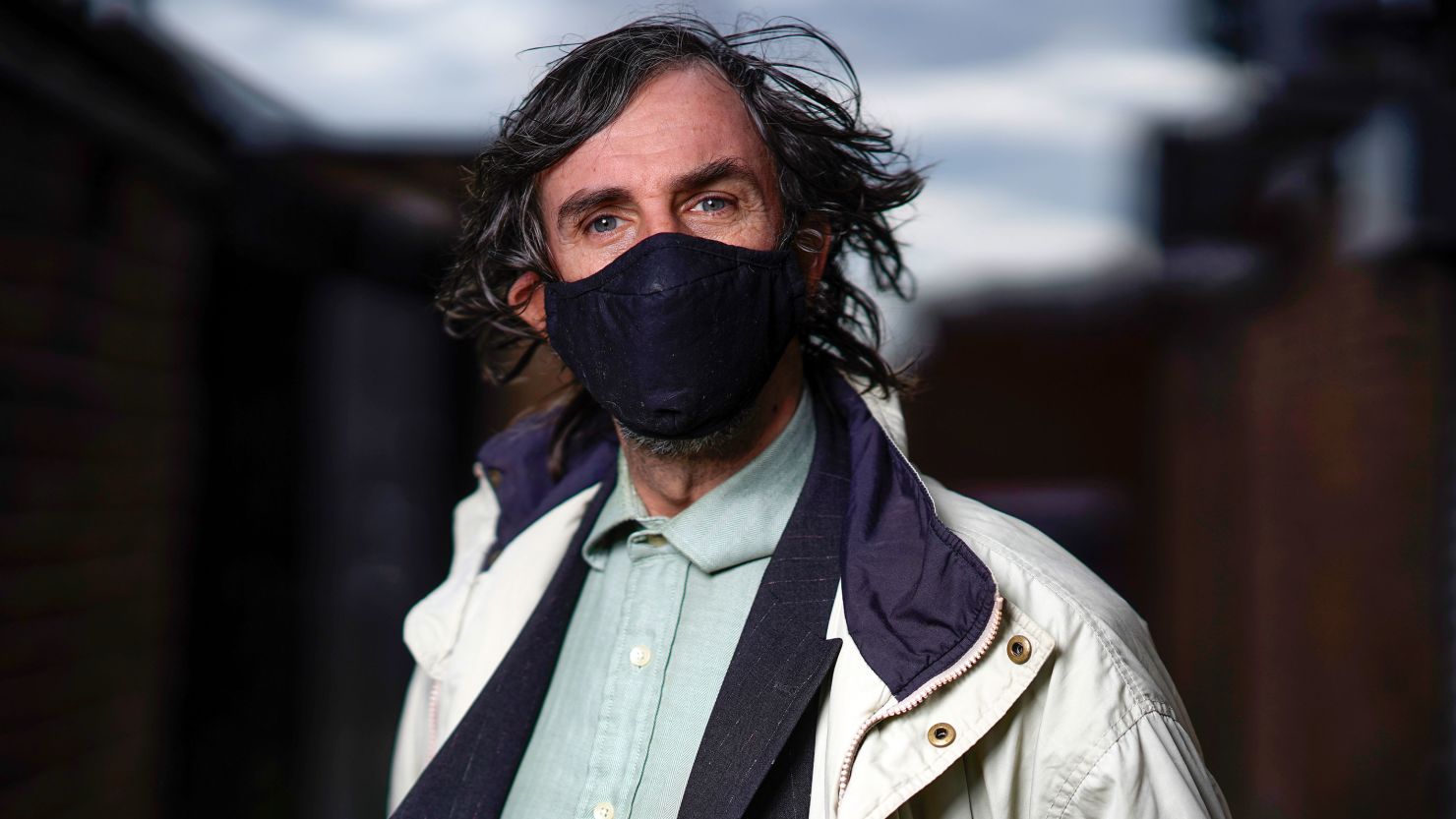 Robert Sollery wears his face mask on May 13 in Darlaston, West Midlands, United Kingdom.