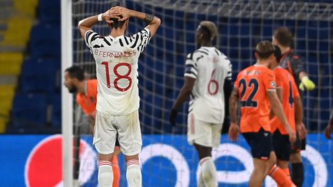 Bruno Fernandes reacts as United miss a late chance to equalize.