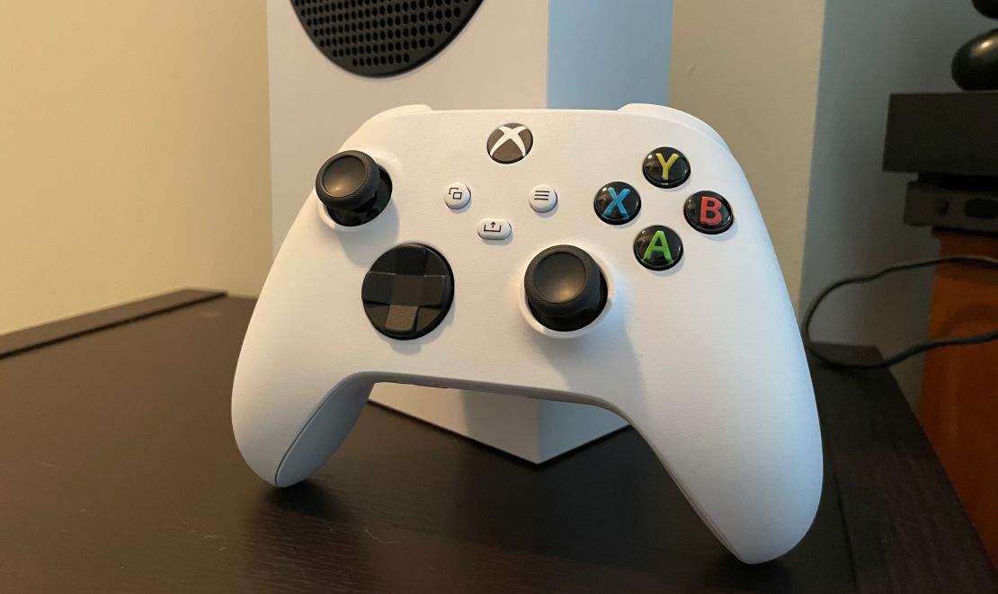 How to Use Your Xbox Series XS Controller Without Batteries?