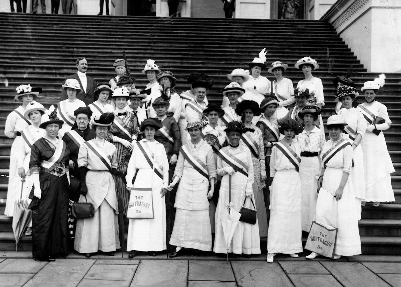 The women's suffrage movement used white as a symbol of moral purity and nonviolence. 
