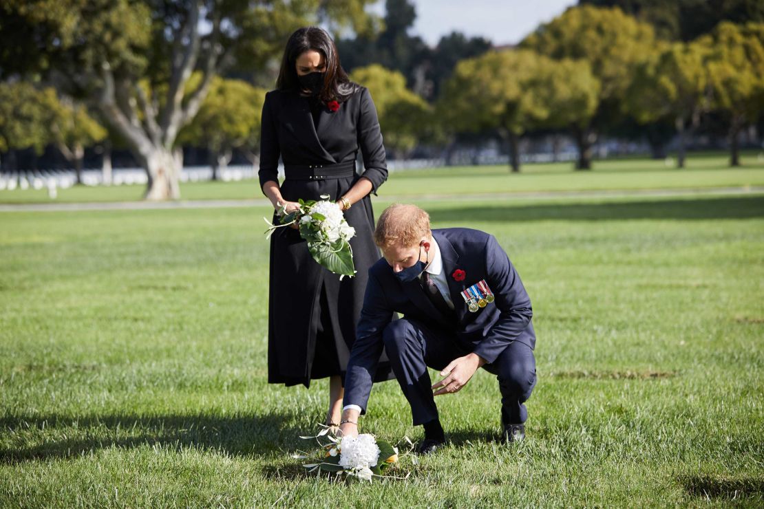 The couple also laid a wreath at an obelisk.