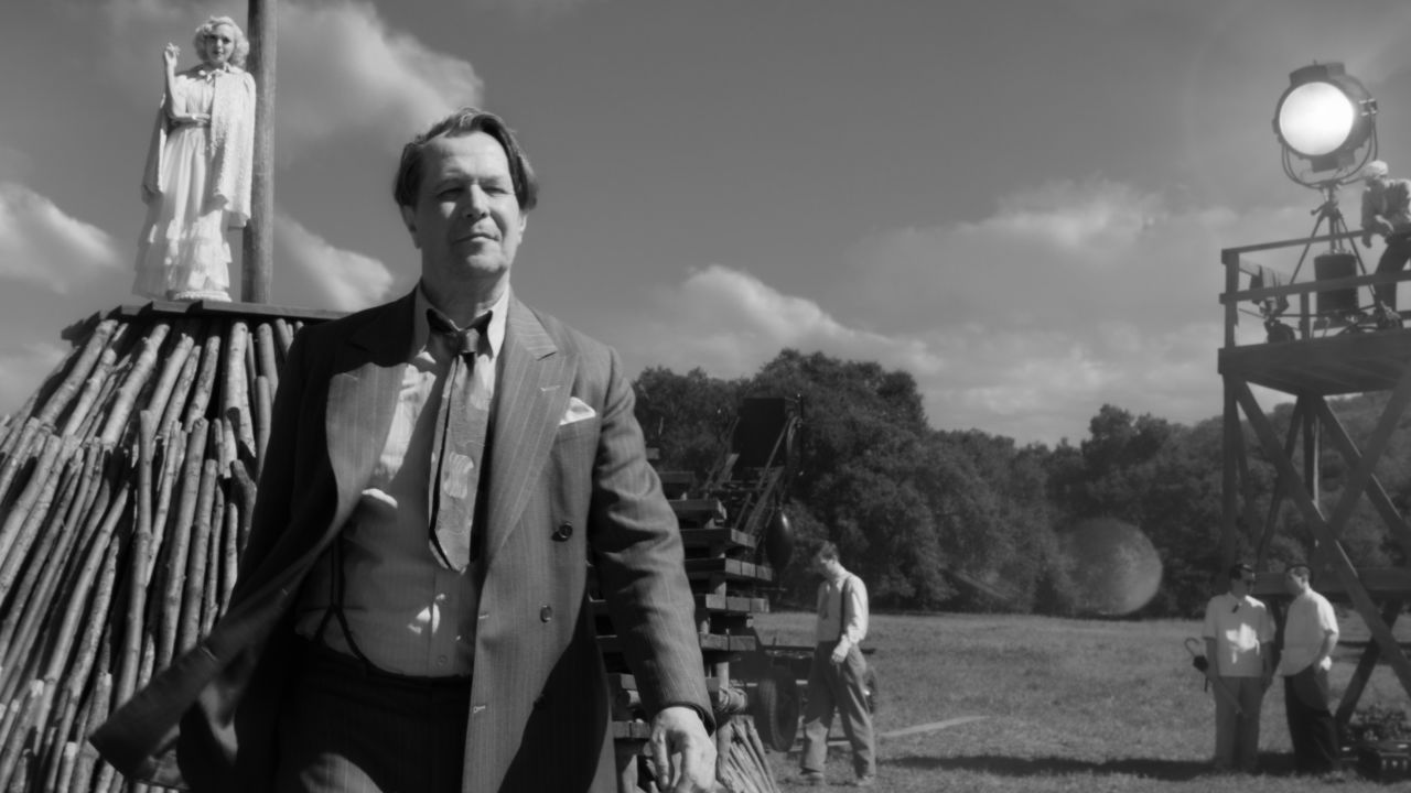 Gary Oldman as Herman J. Mankiewicz in 'Mank.'