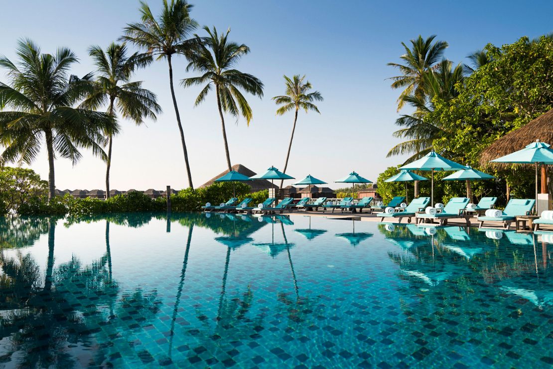 The Anantara Veli has an infinity pool, in case you're sick of the ocean for some reason.