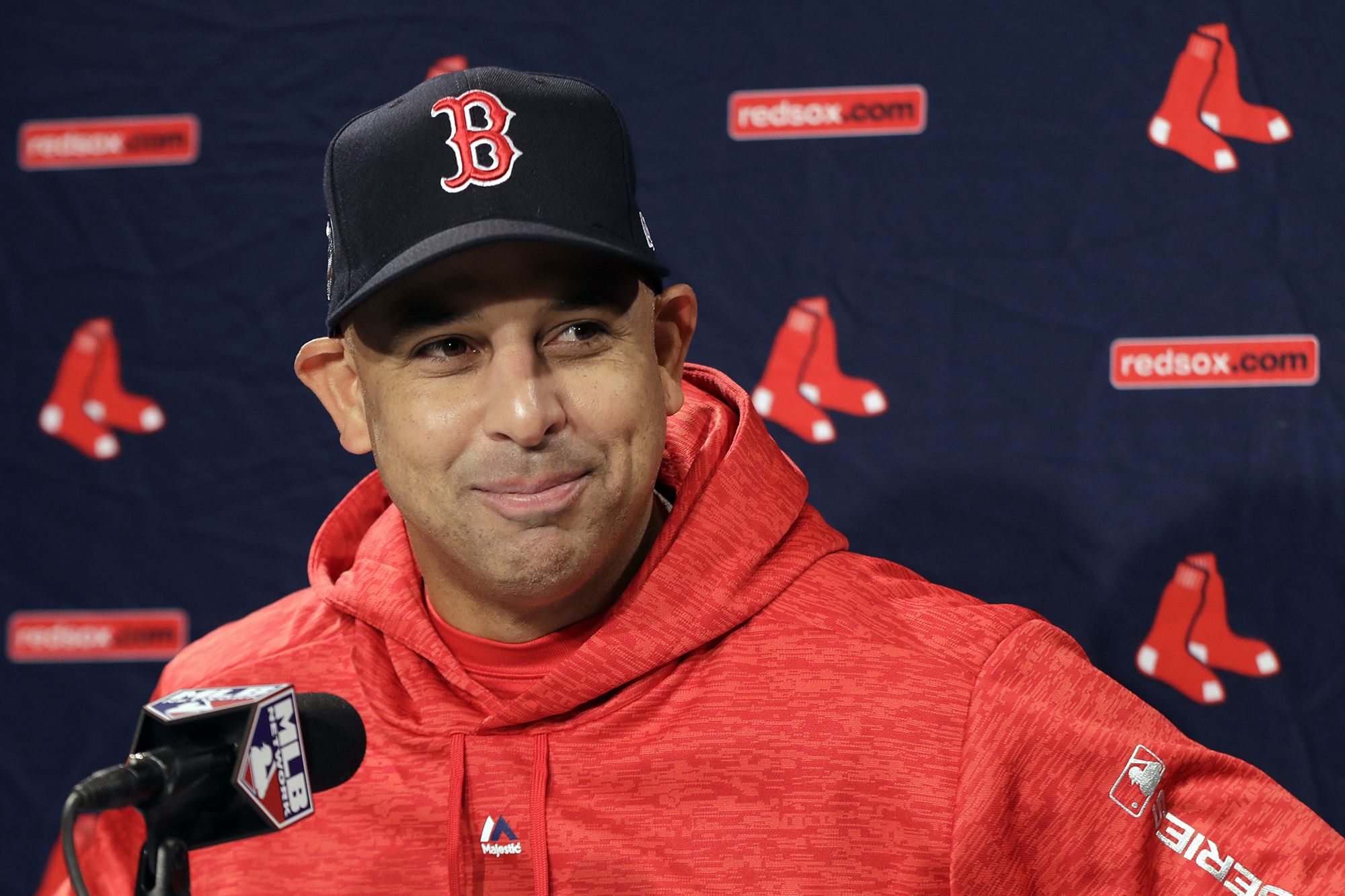 Alex Cora made Red Sox pitcher emotional after apology for role in cheating  scandal