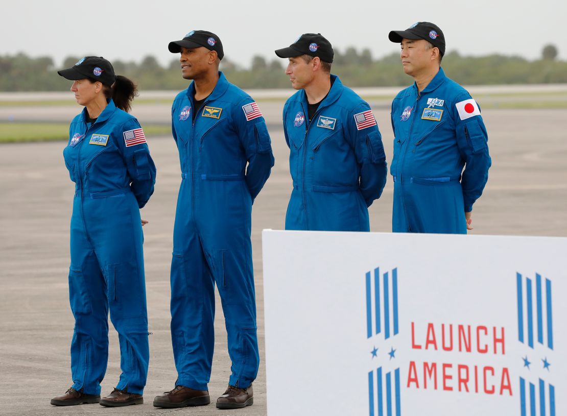 04 SpaceX Crew-1 astronauts