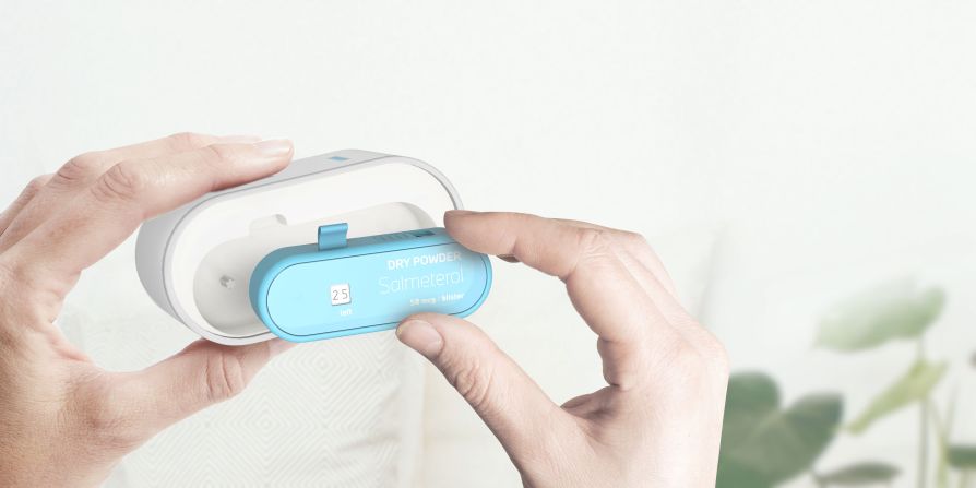 <strong>A smart inhaler to help people manage chronic respiratory diseases:</strong> The "Ease Smart Inhaler" aims to make inhaled drug treatments more efficient. It has replaceable drug units that can adapt to changing treatment plans and it monitors inhalation behavior. It was designed by Xi Ling, a student at Tonji University in China. 