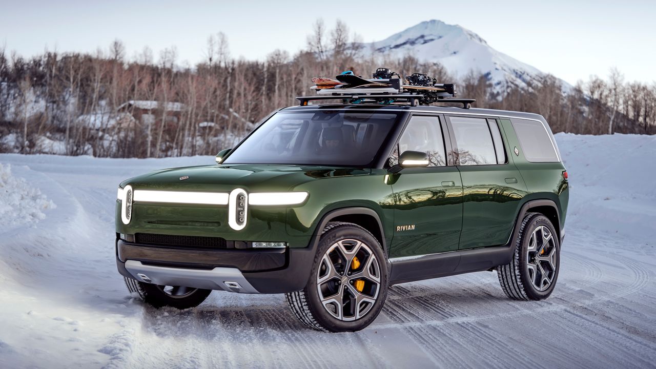 Rivian's R1S SUV will start at $70,000 and have more than 300 miles of range.