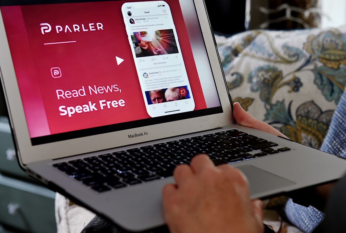 Amid rising turmoil in social media, alternative social network Parler is gaining with prominent political conservatives who claim their voices are being silenced by Silicon Valley giants. 