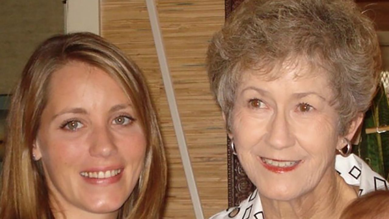 Caroline Small and her mother Karen McGehee.