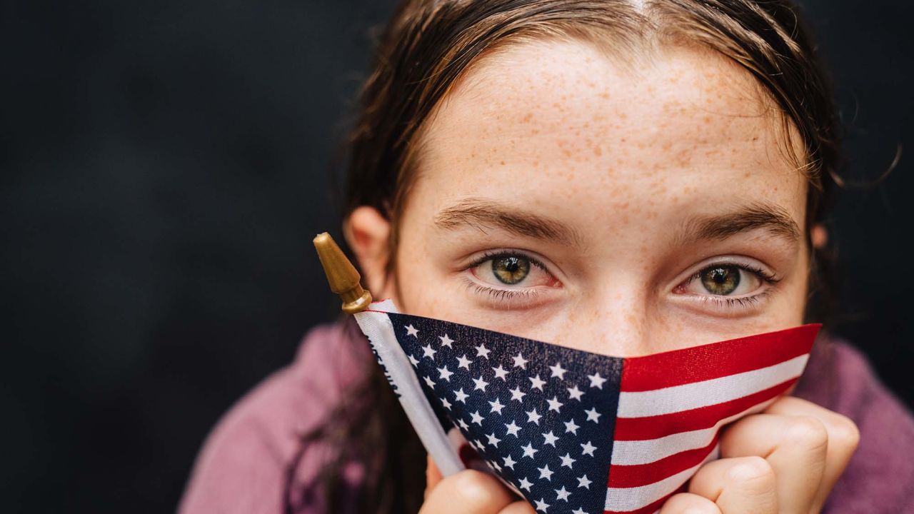 03 Kamala Harris girls reactions RESTRICTED