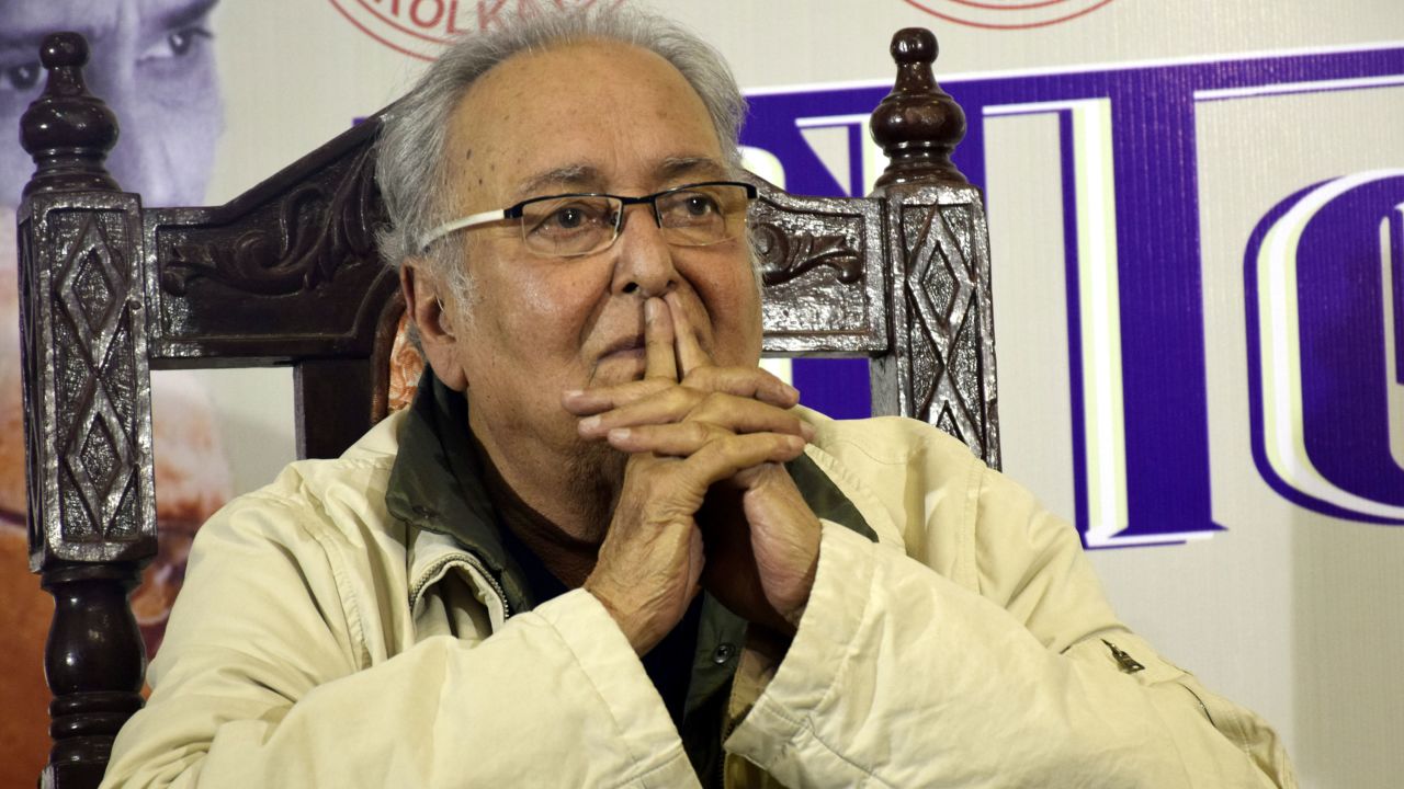 Legendary Indian actor <a href="https://www.cnn.com/2020/11/15/india/soumitra-chatterjee-death-covid-intl-scli/index.html" target="_blank">Soumitra Chatterjee</a>, a famous protégé of Oscar-winning director Satyajit Ray, died November 15 of health complications related to Covid-19. He was 85.