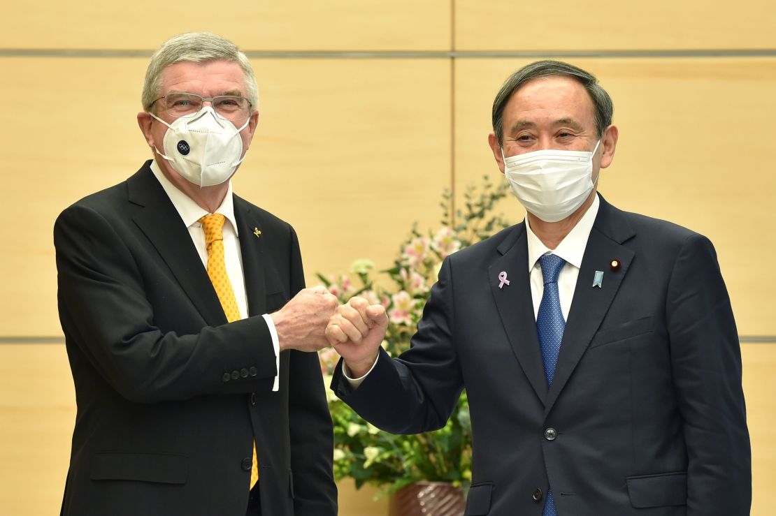 Thomas Bach met Japan's Prime Minister Yoshihide Suga.