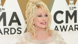  Dolly Parton at the Country Music Awards in 2019. 