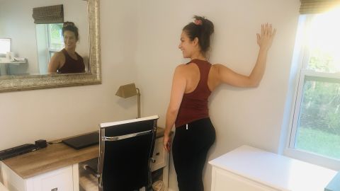 10 workout for tight shoulders wellness