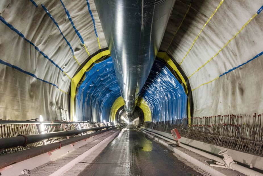 <strong>Brenner Base Tunnel, Austria-Italy: </strong>Connecting Innsbruck, Austria, with  Fortezza, Italy, the <a href="https://www.bbt-se.com/en/tunnel/project-overview/" target="_blank" target="_blank">55 kilometer</a> (34 mile) Brenner Base Tunnel will be the second-longest rail tunnel in the world. Tunneling under the Isarco River underpass started this October. (Pictured: The inauguration of tunnel construction in March 2015.)