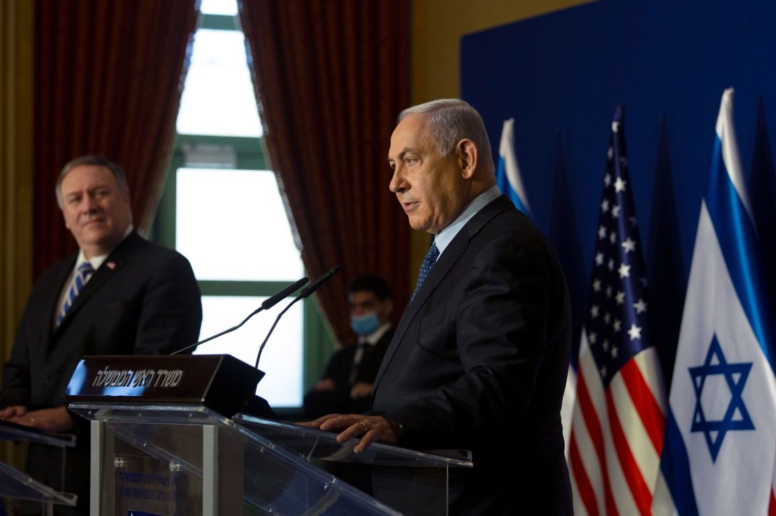 Pompeo, left, and Israeli Prime Minister Benjamin Netanyahu in Jerusalem on November 19.