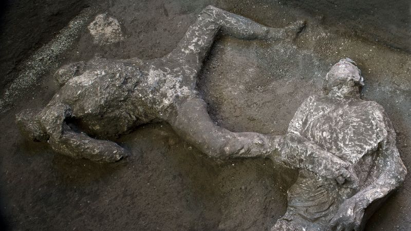 Pompeii Ruins Reveal Bodies Of Rich Man And Slave | CNN