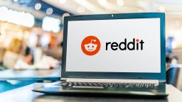 Reddit laptop -  stock