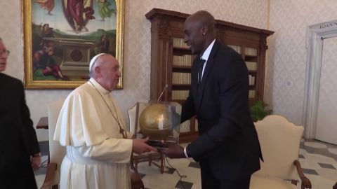 Pope Francis meets with Memphis Grizzles' Anthony Tolliver in the Vatican.