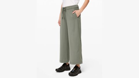 On the Fly Wide-Leg 7/8 Pant Woven