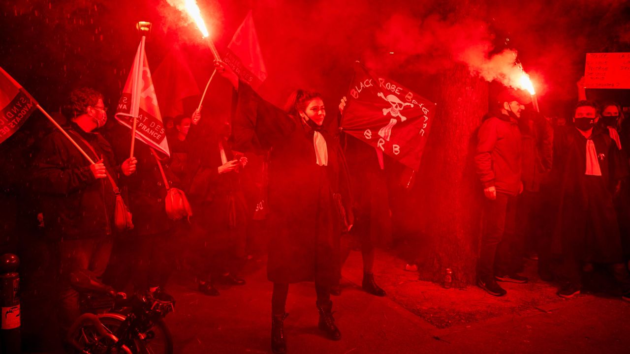 France security bill: Lawmakers pass controversial bill that restricts the publication of images