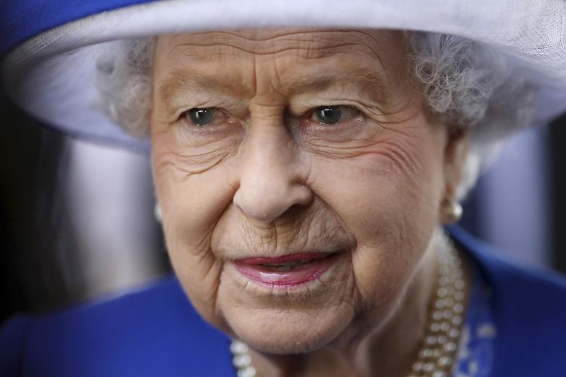 Queen Elizabeth: Doctors concerned for health and recommend medical supervision, palace says