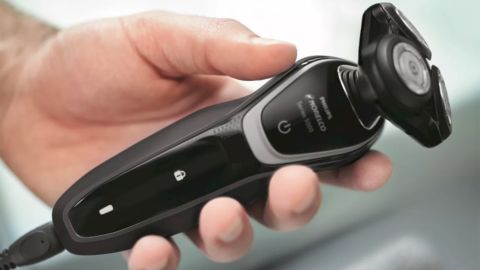 Philips Norelco Series 5100 Wet & Dry Men's Rechargeable Electric Shave