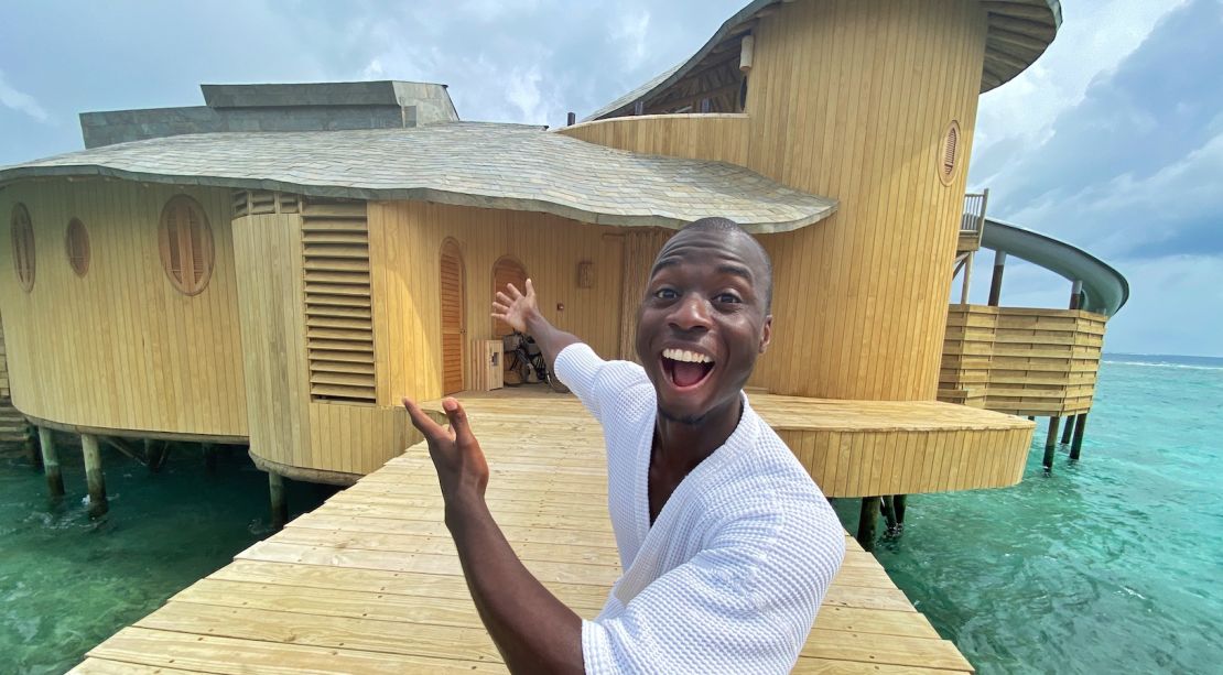 "The Maldives offers a golden opportunity to feel ordinary again," says Levius, who's clearly impressed by his temporary Soneva Fushi home. 
