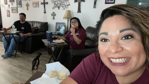 Janet Fonesca and her family on Thanksgiving enjoy a socially distanced meal together.
