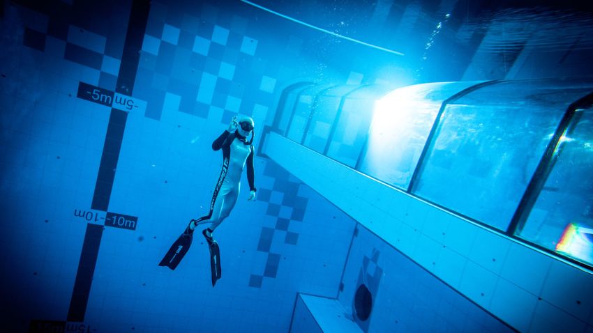 worlds deepest diving pool - DEEPSPOTopeningKonwentPhoto-18 (1)