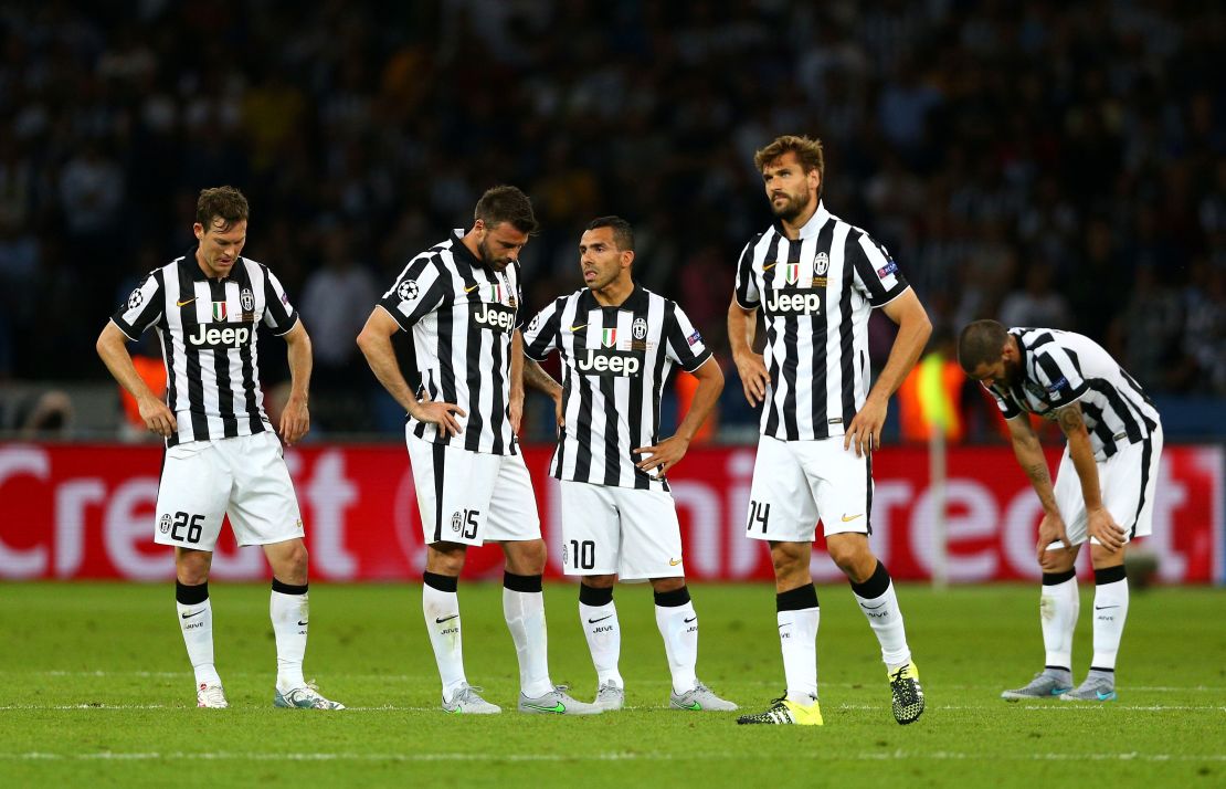 Dejected Juve players after Barcelona scores its third goal in the 2015 Champions League final. 