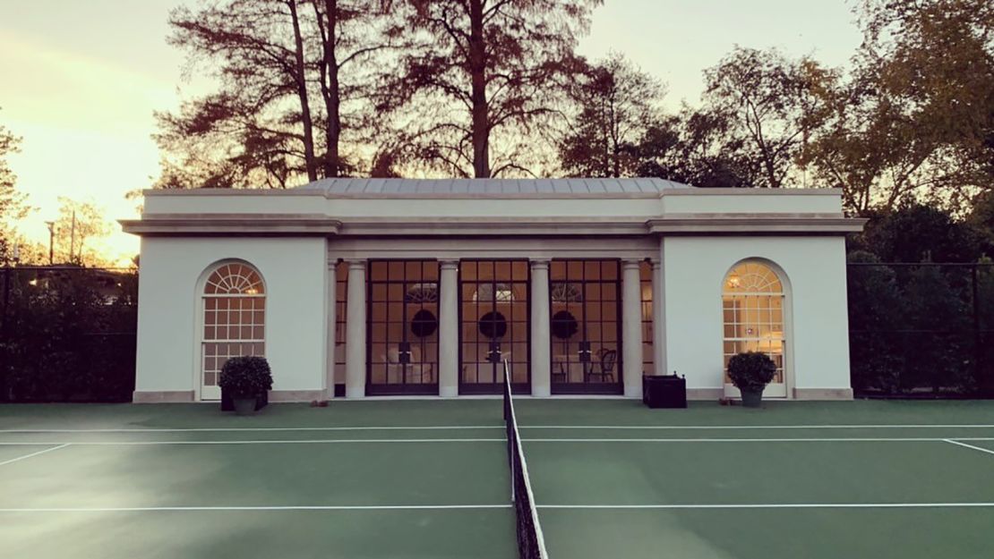 (The previous outbuilding on the White House tennis court.)